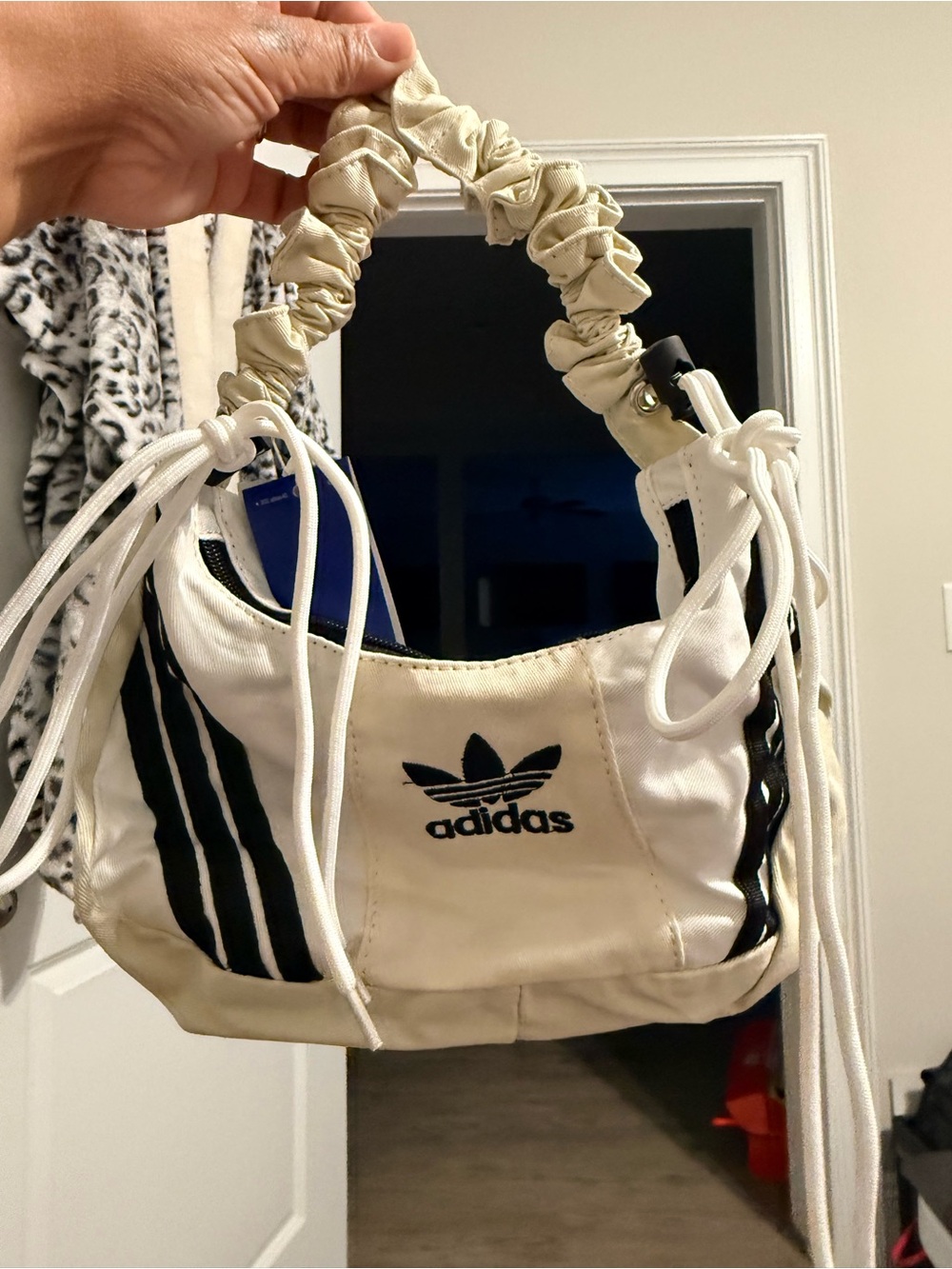 adidas White and Black Mini Scrunch-Handle Shoulder Bag